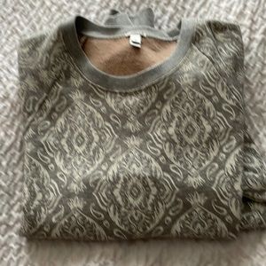 J crew sweatshirt. Pretty lightweight. Xl tan and grey.